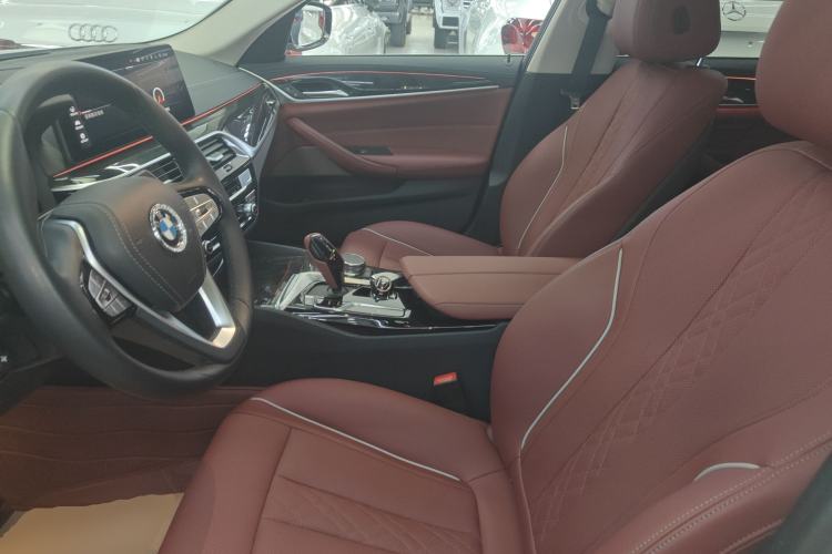 Used BMW 5 Series 2022 Second Facelift 525Li Luxury Package
