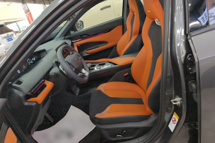 Used CHANGAN UNI-V 2023 2.0T Leading-Speed Edition
