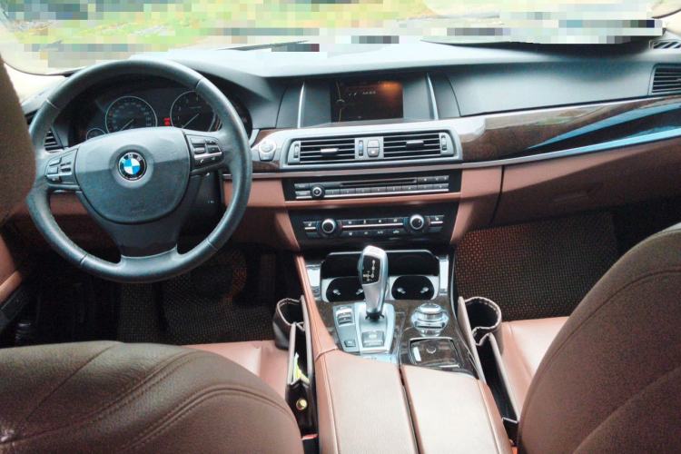 Used BMW 5 Series 2014 525Li Leading Model