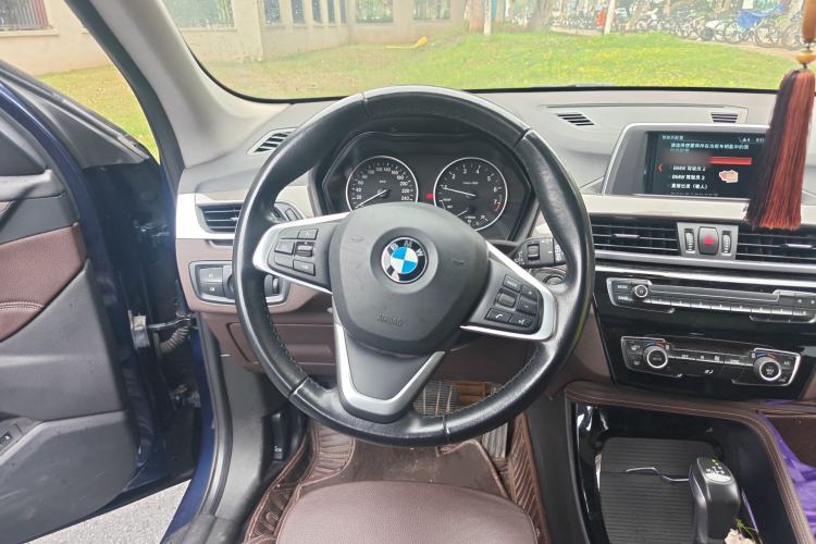Used BMW X1 2018 sDrive18Li Luxury Model Steering Wheel