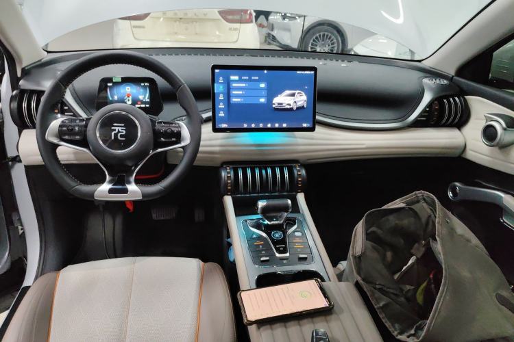 Used BYD Yuan PLUS 2024 Honor Edition 430KM Beyond Model Center Console