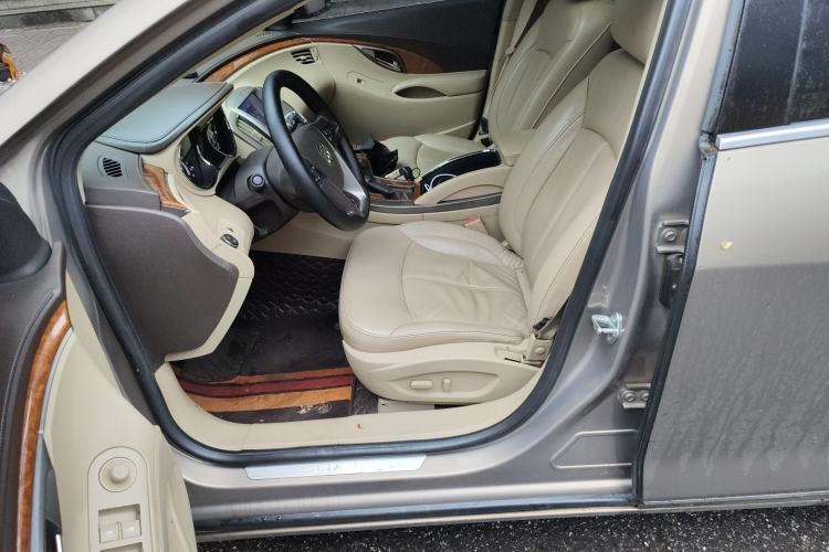 Used Buick LaCrosse 2012 2.4L SIDI Elegant Edition
