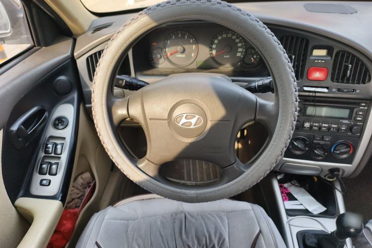 Used Hyundai Elantra 2007 1.6L Manual Comfort Model Steering Wheel