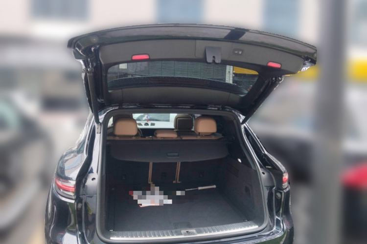 Used Porsche Cayenne 2018 Cayenne 3.0T Trunk