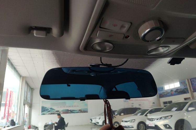 Used Volkswagen Magotan 2015 2.0 TSI Luxury Model
