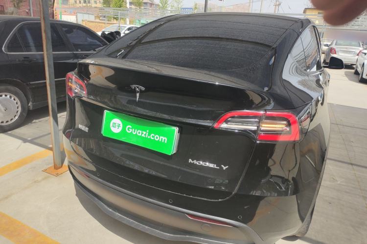 Used Tesla Model Y 2021 Standard Range Rear-Wheel Drive Version
