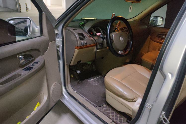 Used Buick GL8 2011 2.4L LT Executive Edition