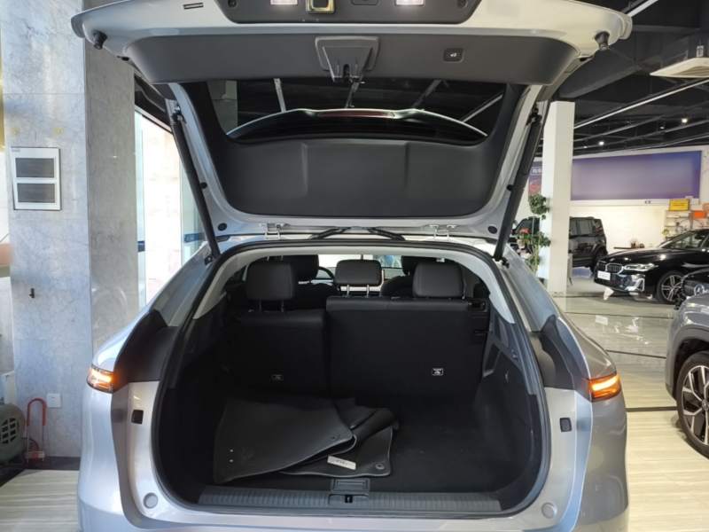 Used XPeng G6 2024 580 Long-Range Plus — 18