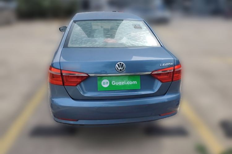Used Volkswagen Lavida 2013 1.6L Automatic Comfort Edition

