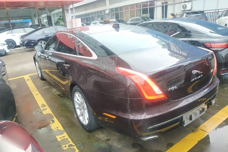 Used Jaguar XJ 2016 XJL 3.0 SC Two-Wheel-Drive Elegant Business Edition Rear Left 45 Deg