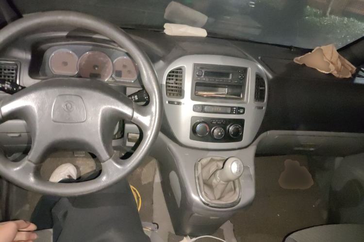 Used FORTHING Lingzhi 2012 M5 Q3 2.0L Short-Wheelbase Standard Edition
