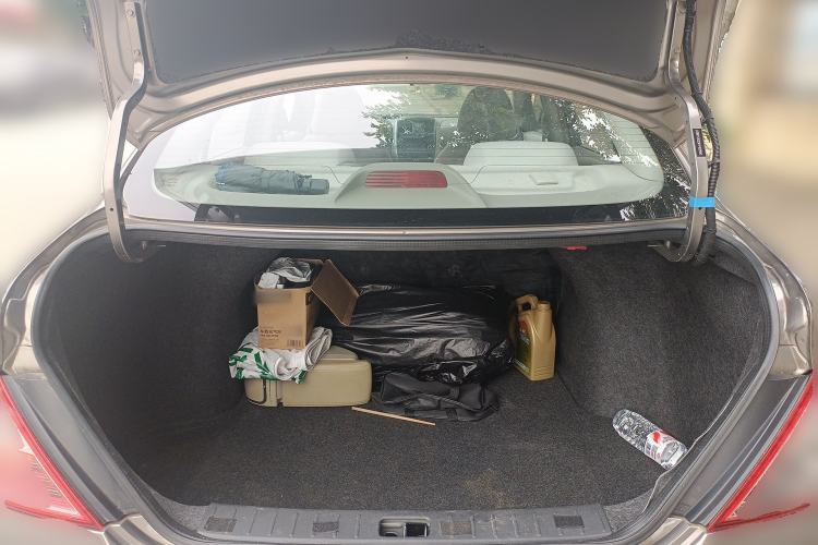 Used Nissan Sunny 2015 1.5XE Manual Comfort Edition Trunk