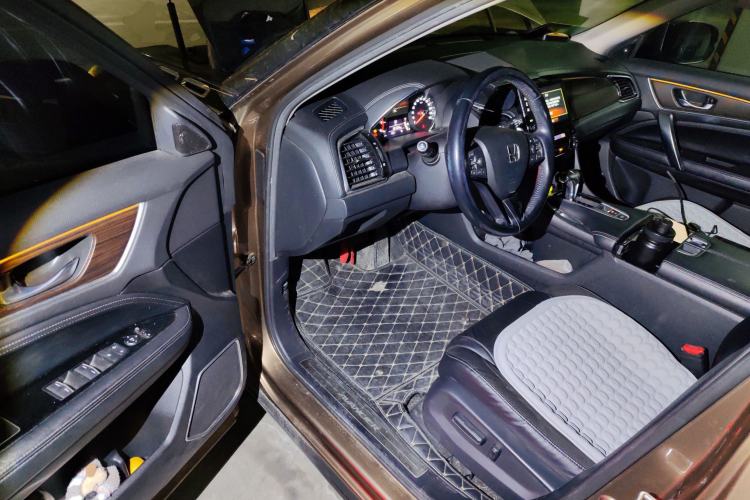 Used Honda Avancier 2017 240TURBO Two-Wheel Drive Premium Edition
