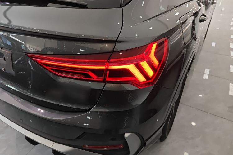 Used Audi Q3 Sportback 2020 40 TFSI Fashion Model
