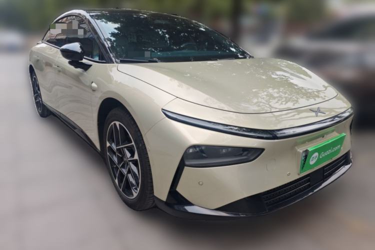 Used XPeng P7+ 2024 Ultra-Long Range Max Front Right 45 Deg