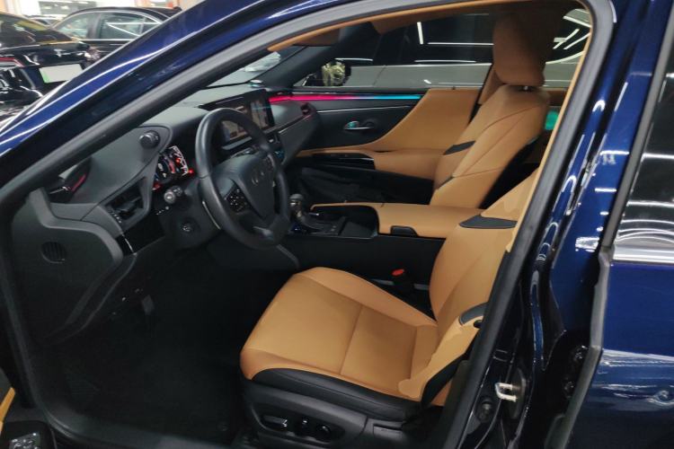 Used Lexus ES 2022 200 Excellence Edition