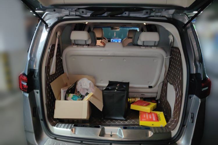 Used Buick GL8 2022 Land Business Class 652T Luxury Model
