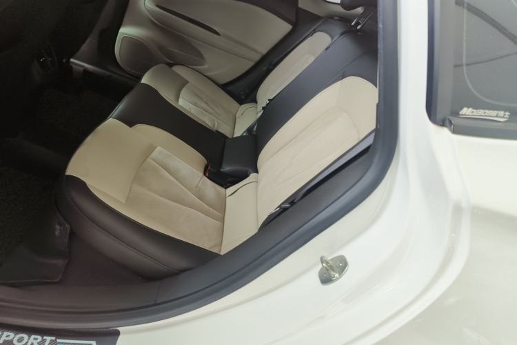 Used Buick Verano 2017 Sedan 15S Automatic Leading Model Left Rear Seat