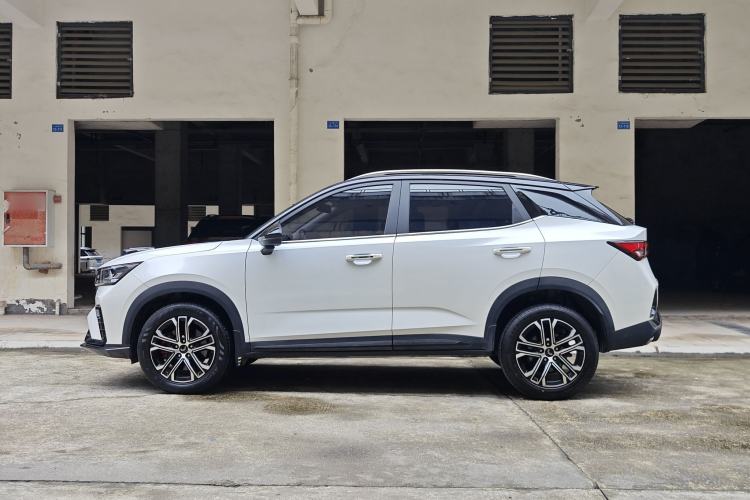 Used Wuling Alvez 2022 1.5T CVT Trendy & Cool Edition
