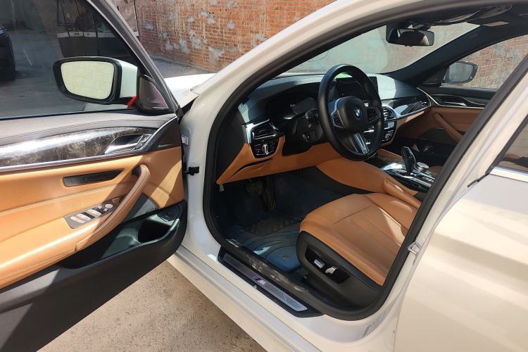 Used BMW 5 Series 2020 530Li Luxury Edition M Sport Package
