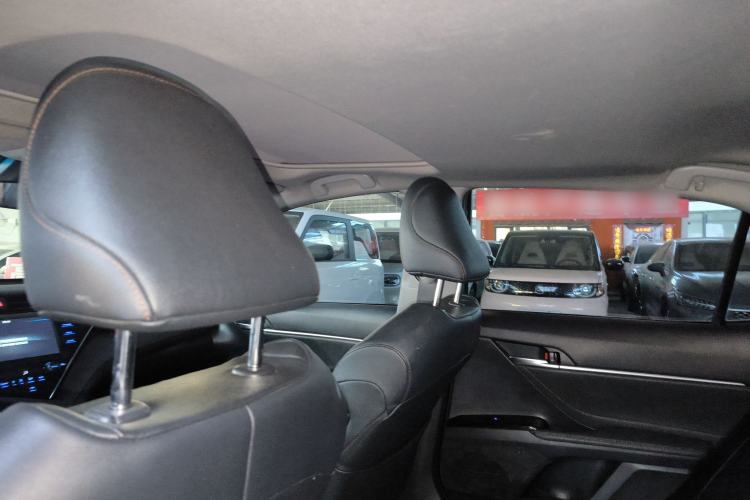 Used Toyota Camry 2019 Revised Version 2.0G Luxury Edition