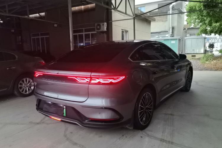 Used BYD Han 2023 EV Champion Edition 506KM Front-Wheel-Drive Premium Model