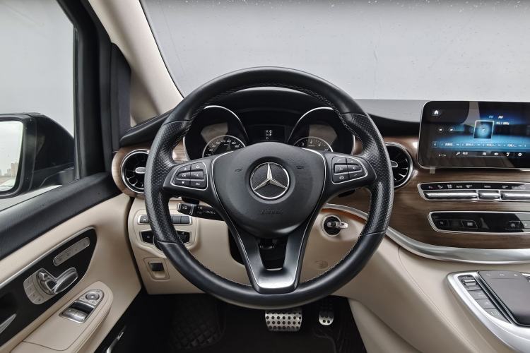 Used Mercedes-Benz V-Class 2020 V 260 L Long-wheelbase Luxury Edition Steering Wheel