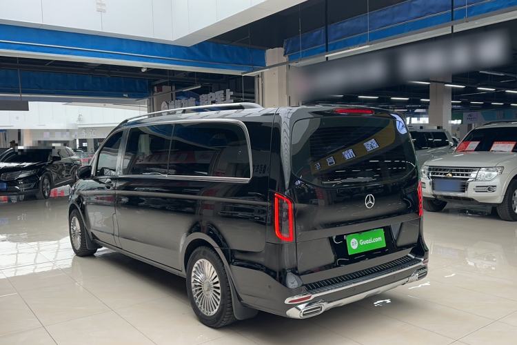 Used Mercedes-Benz Vito 2021 2.0T Elite Version 7 Seats Exterior 2