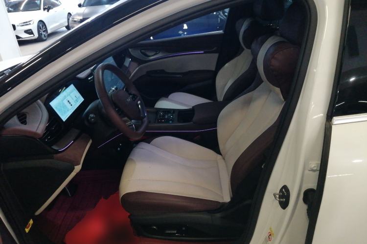 Used BYD Seal 2023 DM-i 1.5L 121km Prestige Model
