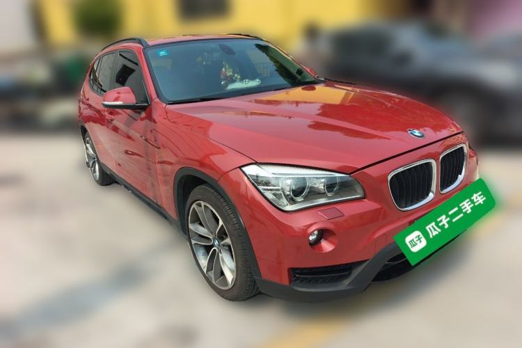 Used BMW X1 2013 sDrive18i Sport Design Package Front Right 45 Deg