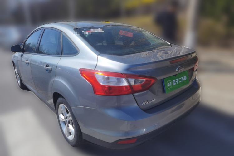 Used Ford Focus 2012 Sedan 1.6L Automatic Fashion Edition