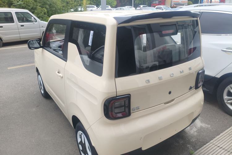 Used Geely Galaxy Panda 2025 210 km – Yuanqi Bear