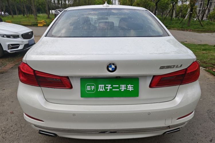 Used BMW 5 Series 2018 Facelifted 530Li Luxury Edition Premium Package Exterior 6