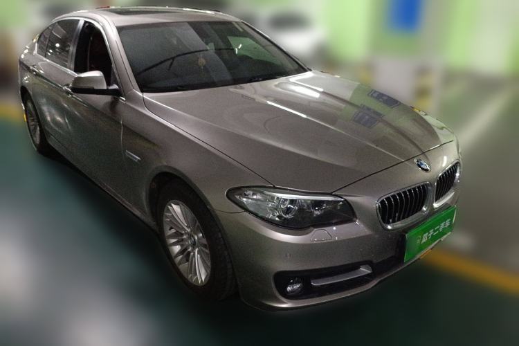 Used BMW 5 Series 2014 525Li Leading Model
