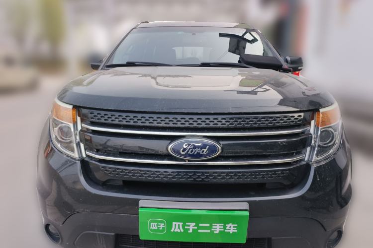 Used Ford Explorer 2013 3.5L Deluxe Model
