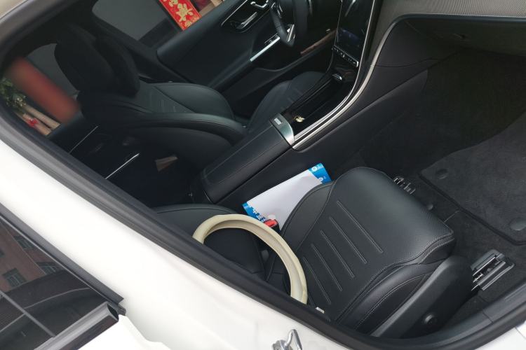 Used Mercedes-Benz C-Class 2023 Second Facelift C 260 L Starry Night Sports Edition
