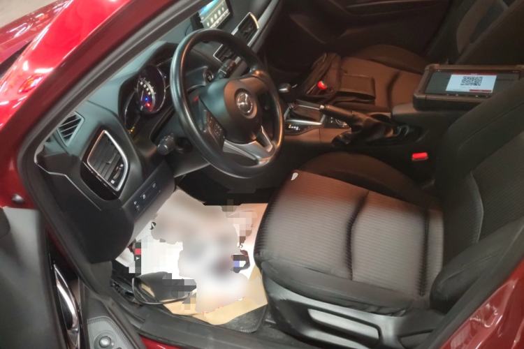 Used Mazda Mazda 3 Axela 2016 Hatchback 1.5L Automatic Comfort Model
