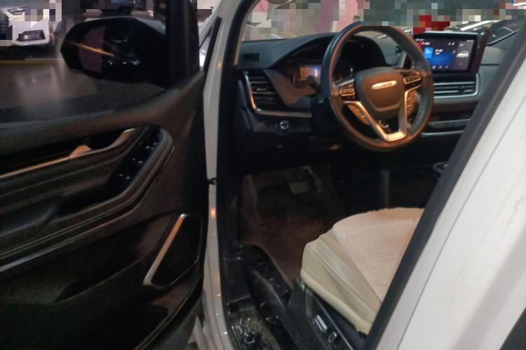 Used SAIC MAXUS G20 2020 2.0T Gasoline Automatic Luxury Edition
