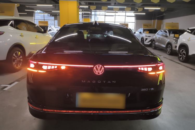 Used Volkswagen Magotan 2024 380TSI DSG Prestige Edition DaMai Package Rear