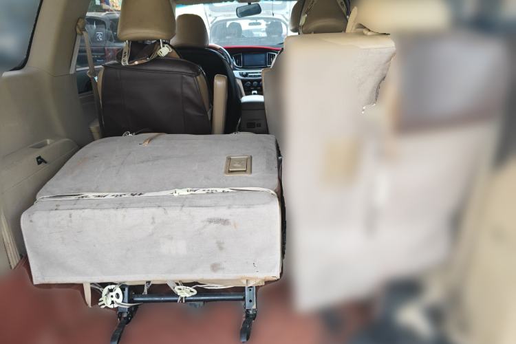 Used Baojun 730 2016 1.5L Manual Comfort Version 7 Seats China V Emission Standard Trunk