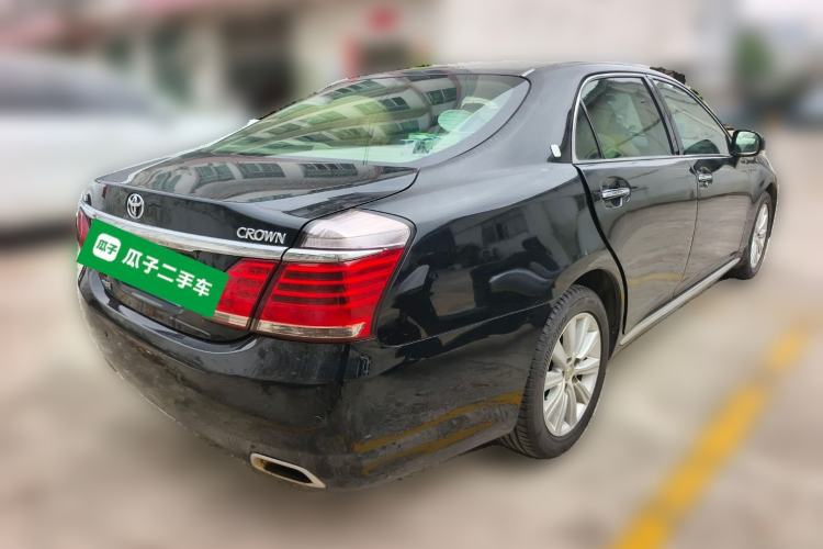 Used Toyota Crown 2012 2.5L Royal Leather Edition Rear Right 45 Deg