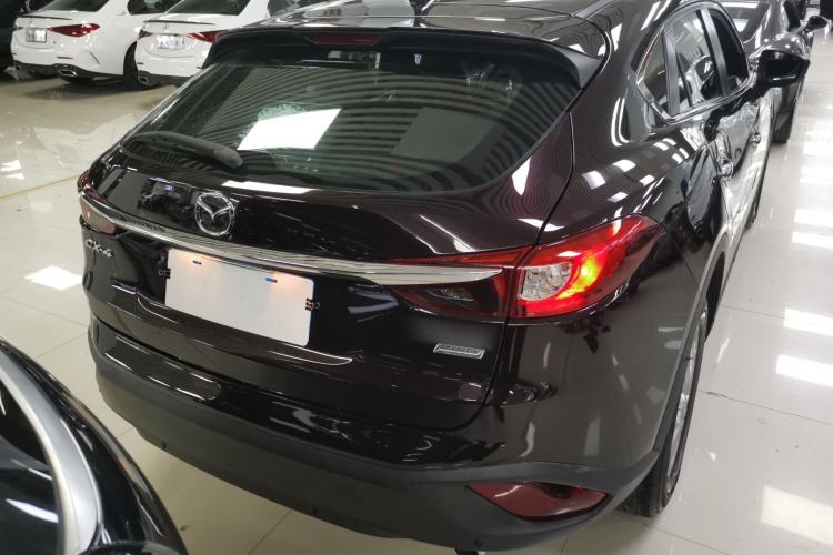 Used Mazda CX-4 2018 2.0L Automatic Two-Wheel Drive Blue Sky Dynamic Version China V Standard
