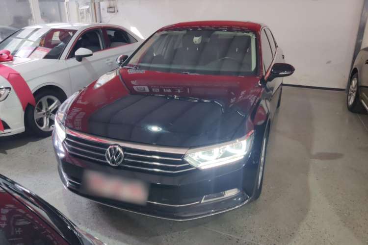 Used Volkswagen Magotan 2019 330TSI DSG Luxury Version China VI Standard
