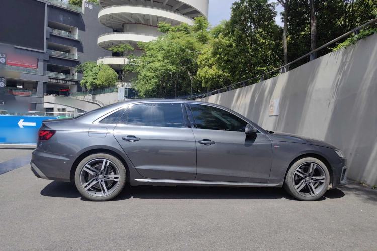 Used Audi A4L 2020 40 TFSI Luxury Dynamic Model Exterior 6