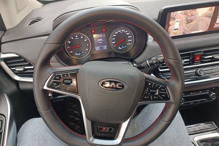 Used JAC Group Refine R3 2018 1.6L Manual Luxury Sunroof Model
