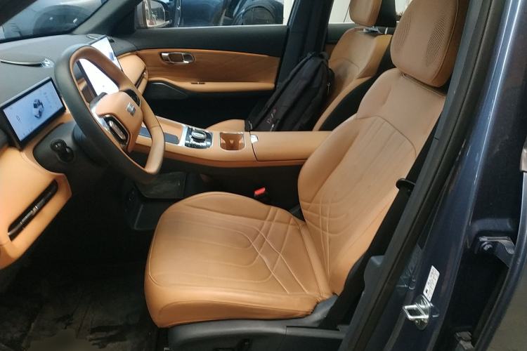 Used Geely Galaxy Galaxy Xingjian 7 EM-i 2025 120km Flagship Edition
