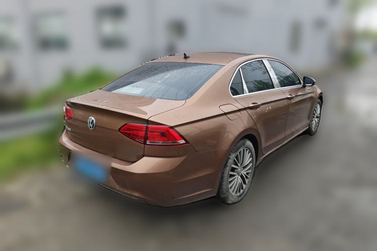 Used Volkswagen Lamando 2015 280TSI DSG Luxury Edition Rear Right 45 Deg