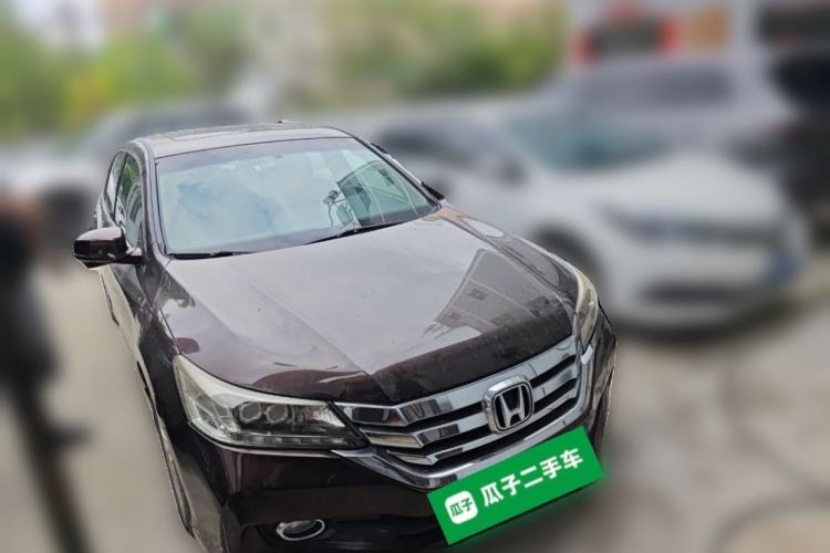 Used Honda Accord 2014 2.4L EX Luxury Edition Front Right 45 Deg