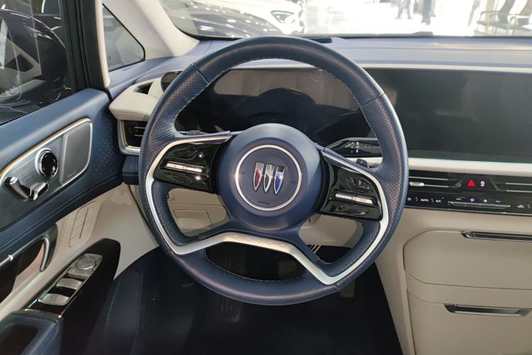 Used Buick Century 2023 2.0T Six-Seater Yinshi Edition
