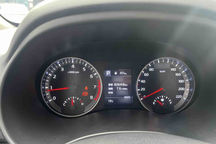 Used Kia kx1 Stonic 2021 1.4L CVT Fun Edition Interior 3